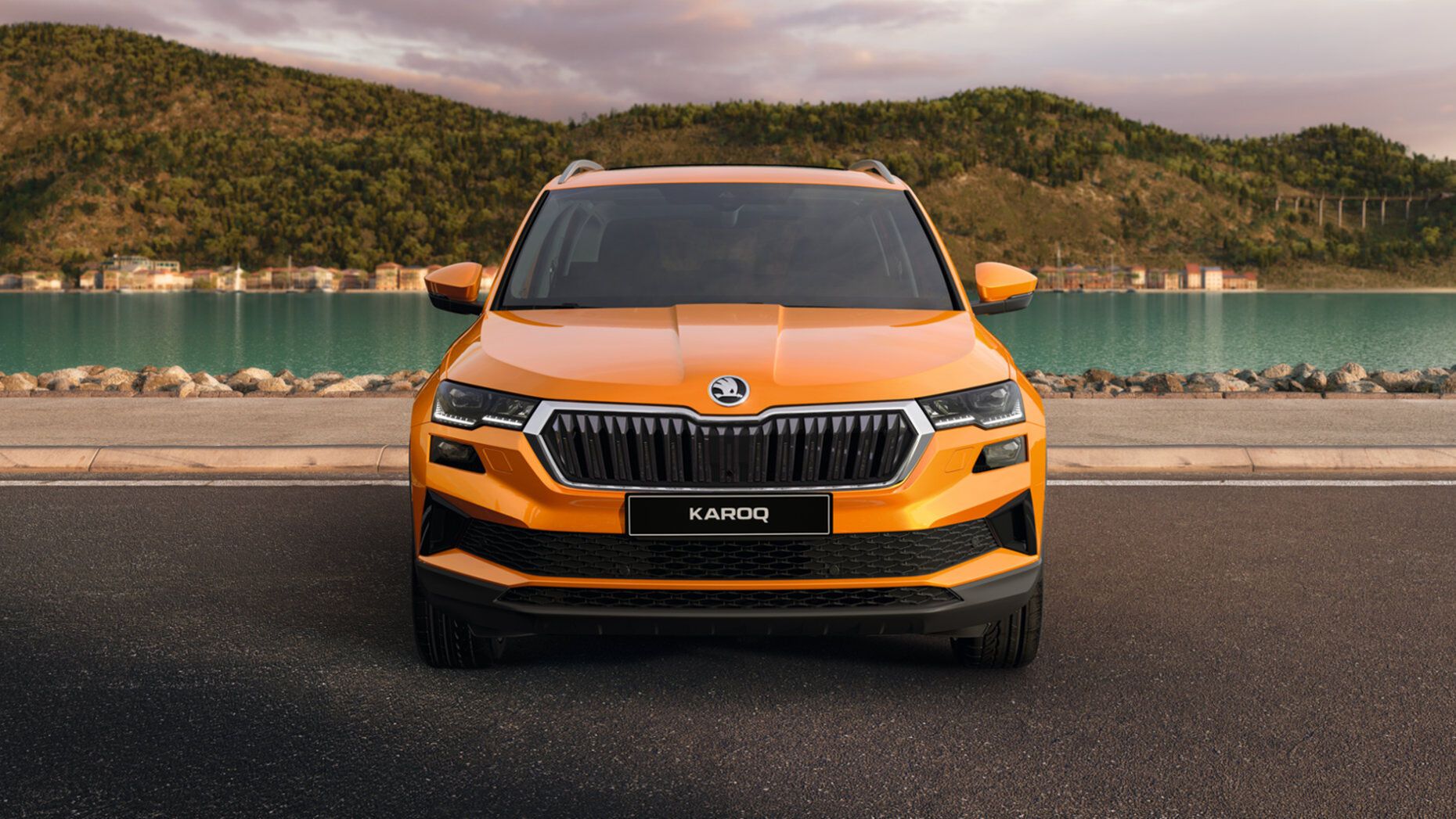 Ein Škoda Karoq in phoenix-orange